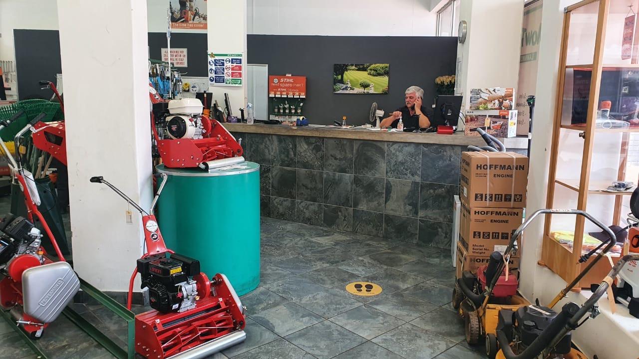 Mowtown Lawnmowers (Pty) Ltd