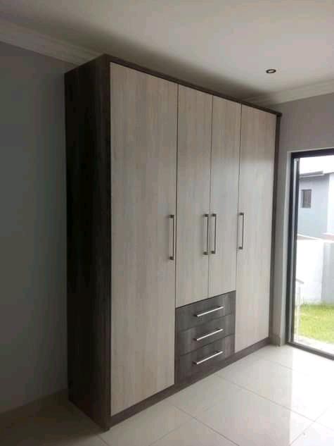 Uzanenkosi Designer Kitchens