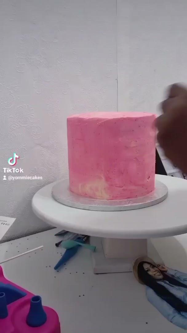 cakesandballoons