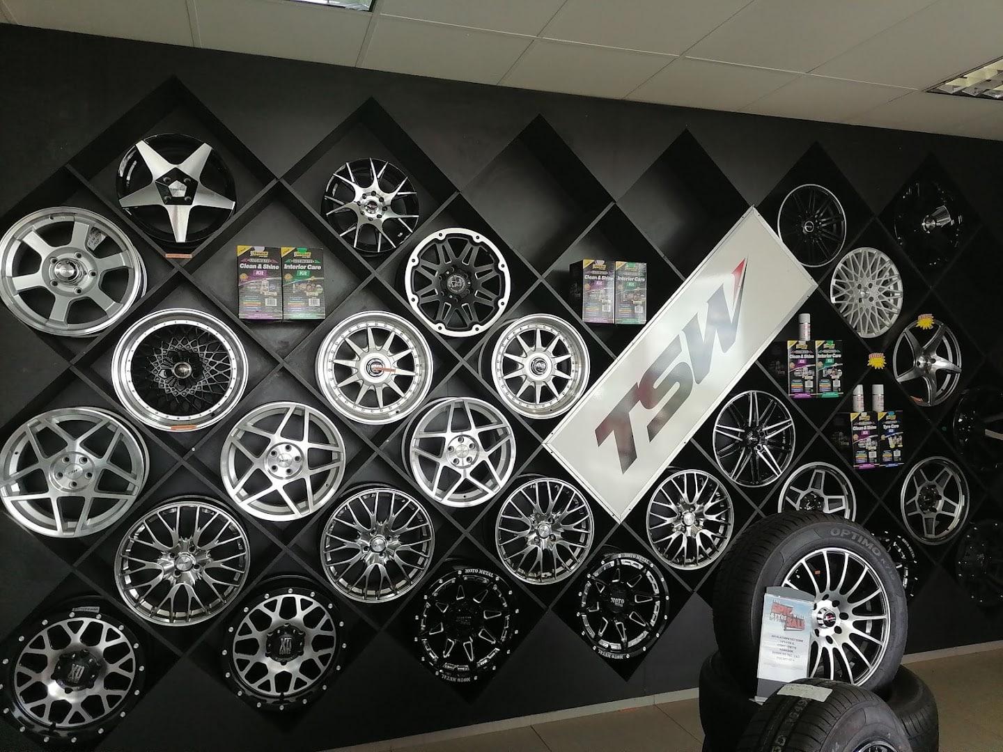 Tiger Wheel &amp; Tyre Silver Oaks
