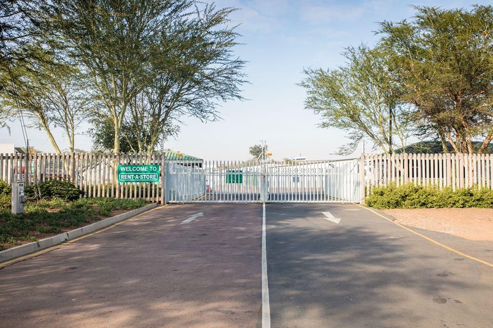 RENT-A-STORE Pretoria Self Storage Facility