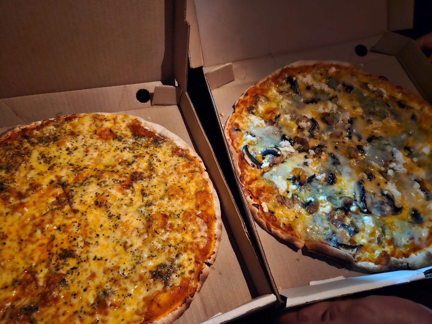 Woodstock Urban Pizzeria