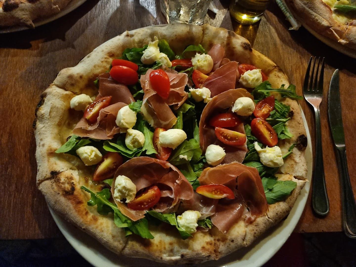 Alfie's Pizzeria and Deli