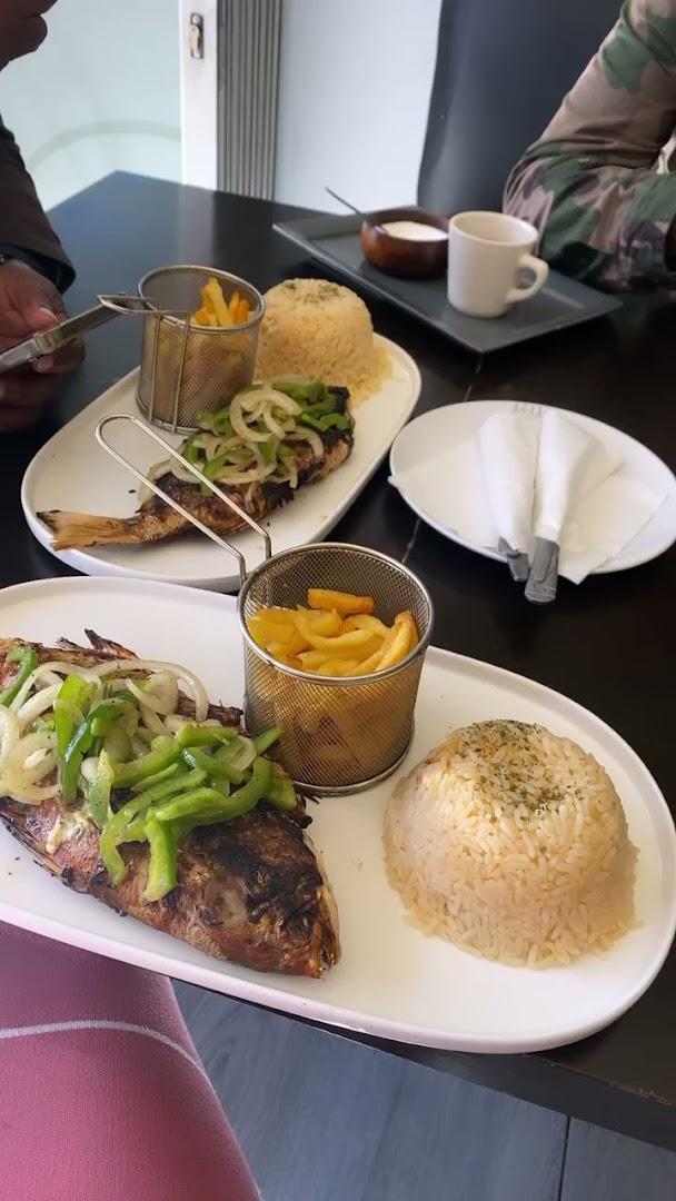 SAVANNAH CAFE RESTAURANT