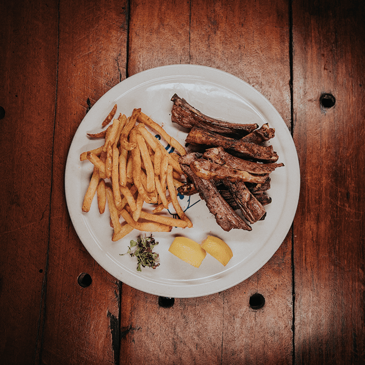 Hennie's Montana Restaurant