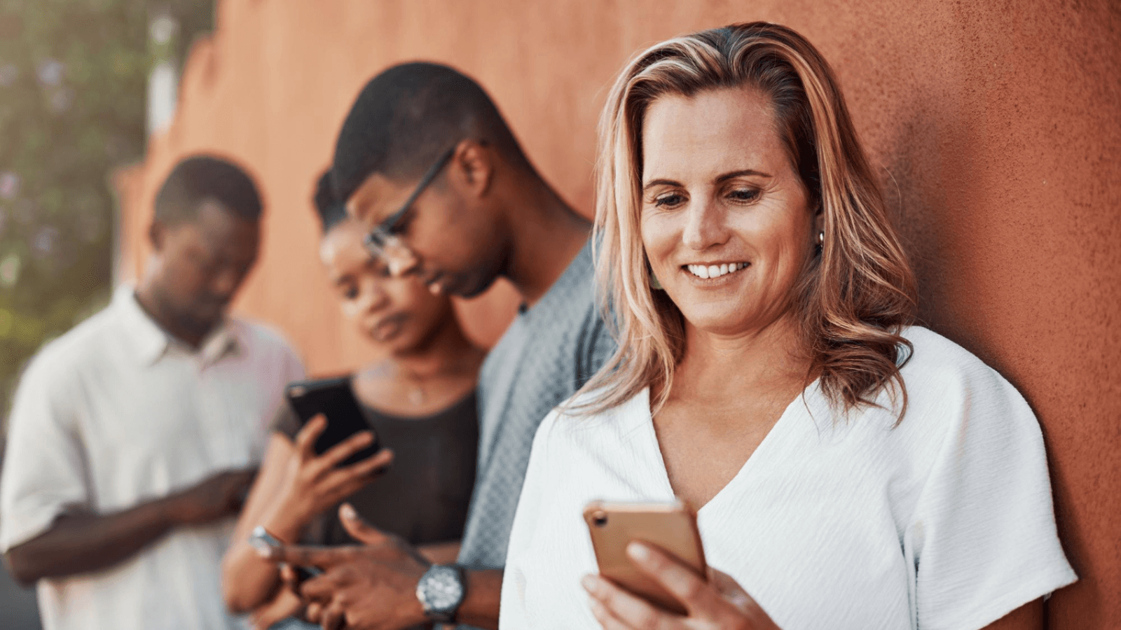 How Pretoria Travelers Can Save on Roaming Costs: Why eSIM Is Becoming the Smartest Way to Stay Connected Abroad