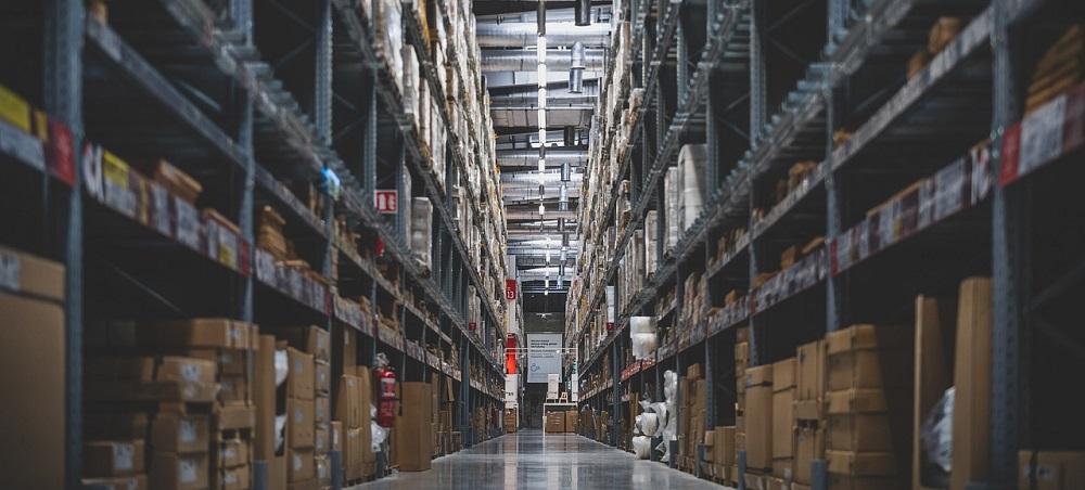 Top Tips for Businesses on Properly Storing Large Amounts of Merchandise