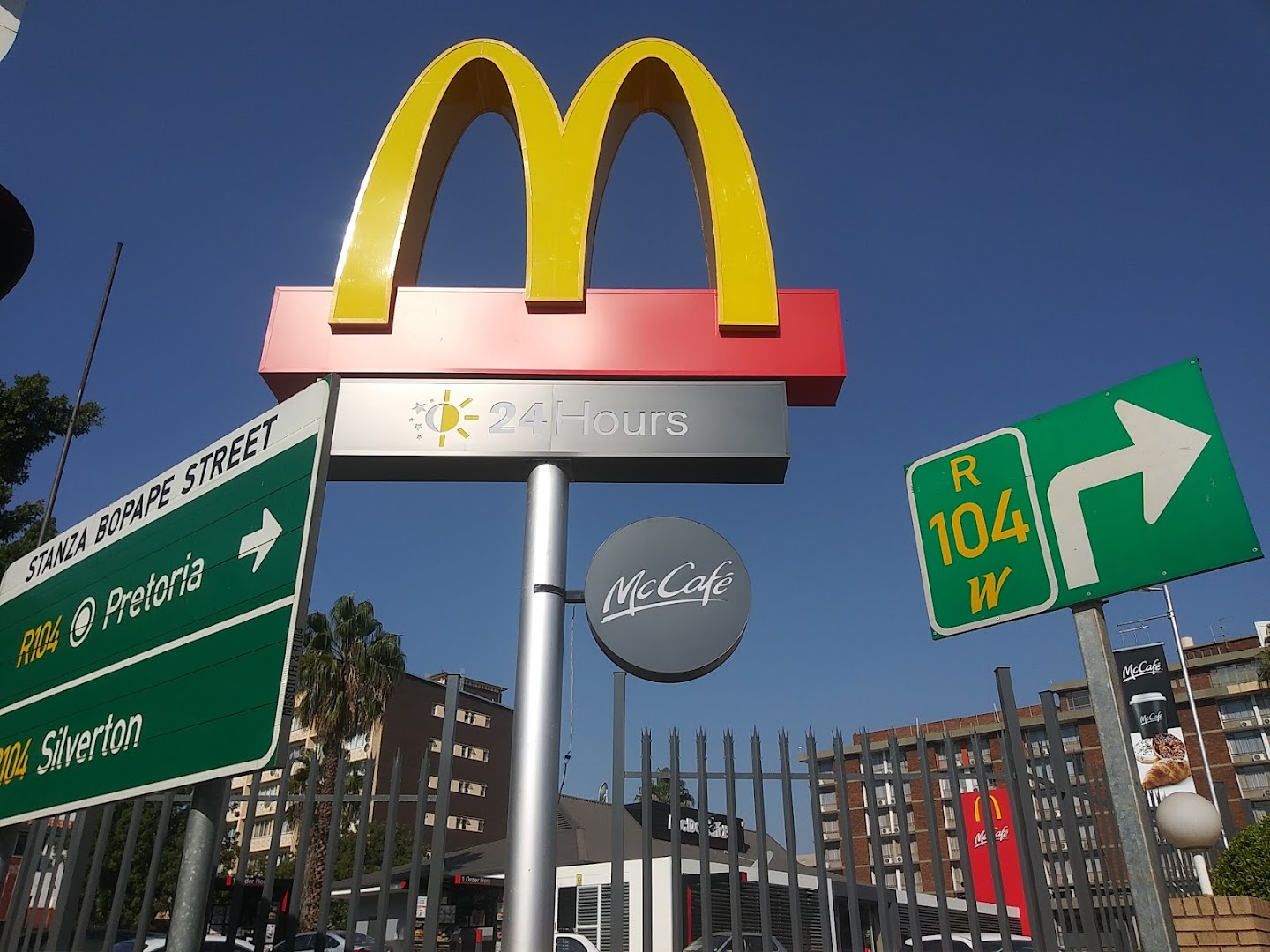 McDonald’s Hamilton Drive-Thru