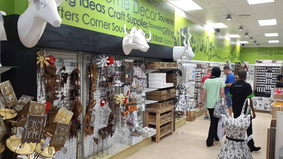 CRAFTERS MARKET