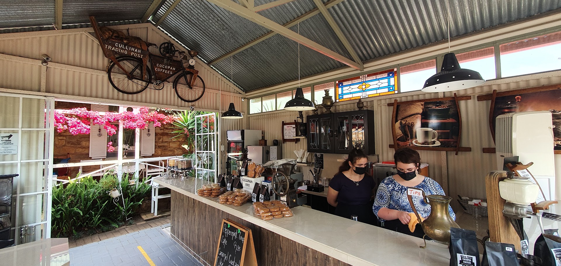 Cocopan Coffee Shop