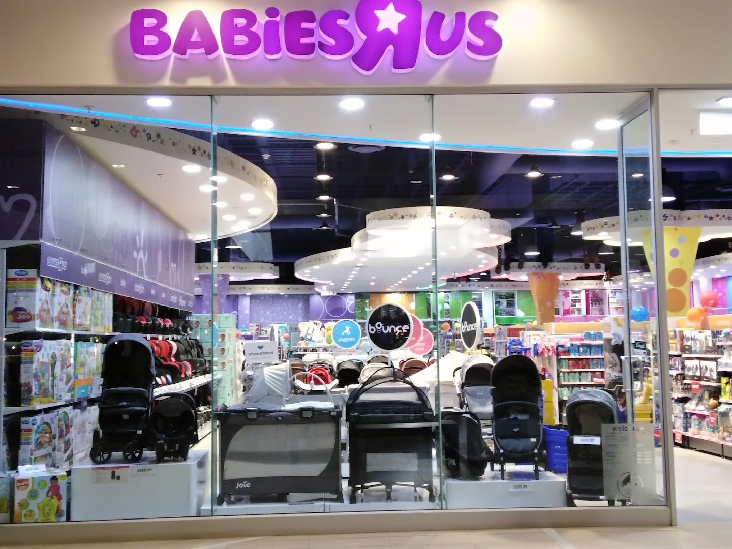 Babies R Us Wonderpark Shopping Centre