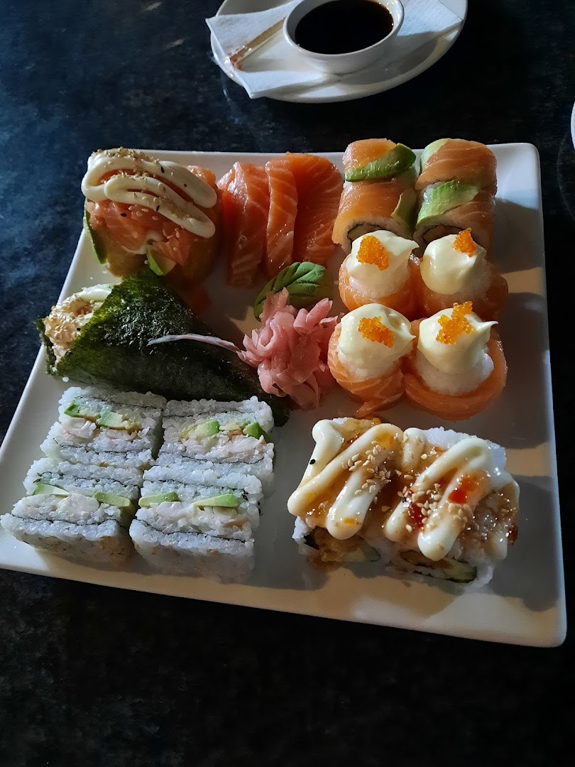 Good Flavor Chinese Restaurant Take-Away & Sushi