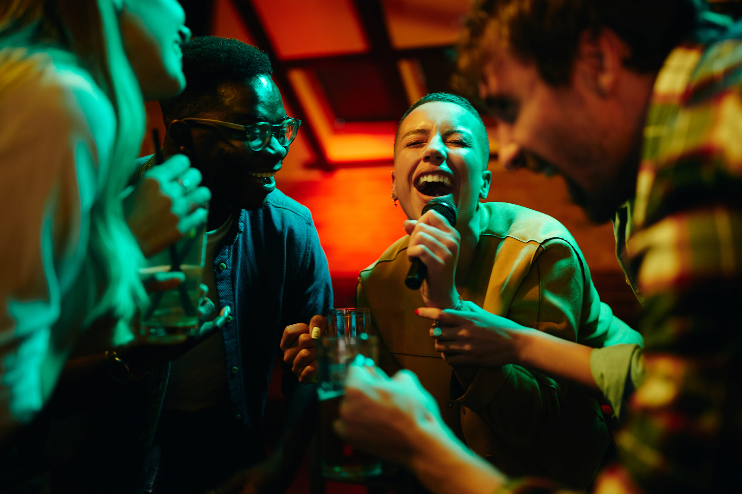 Karaoke in Pretoria – Sing Your Heart Out at the Best Bars